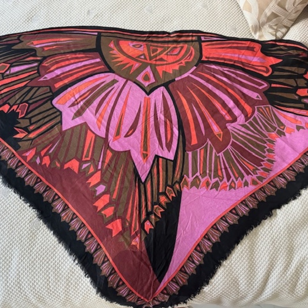 Emilio Pucci Large Triangle Frayed wool silk pashmina Scarf(Fusia Orange Black)